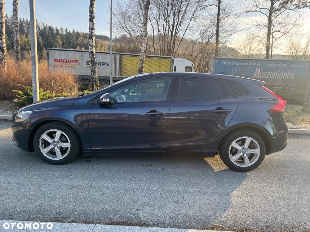 Volvo V40 D2 R-Design Kinetic - 4