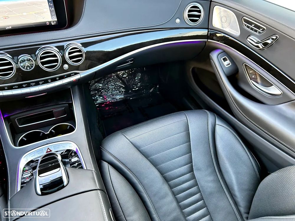 Mercedes-Benz S 560 4Matic 9G-TRONIC - 22