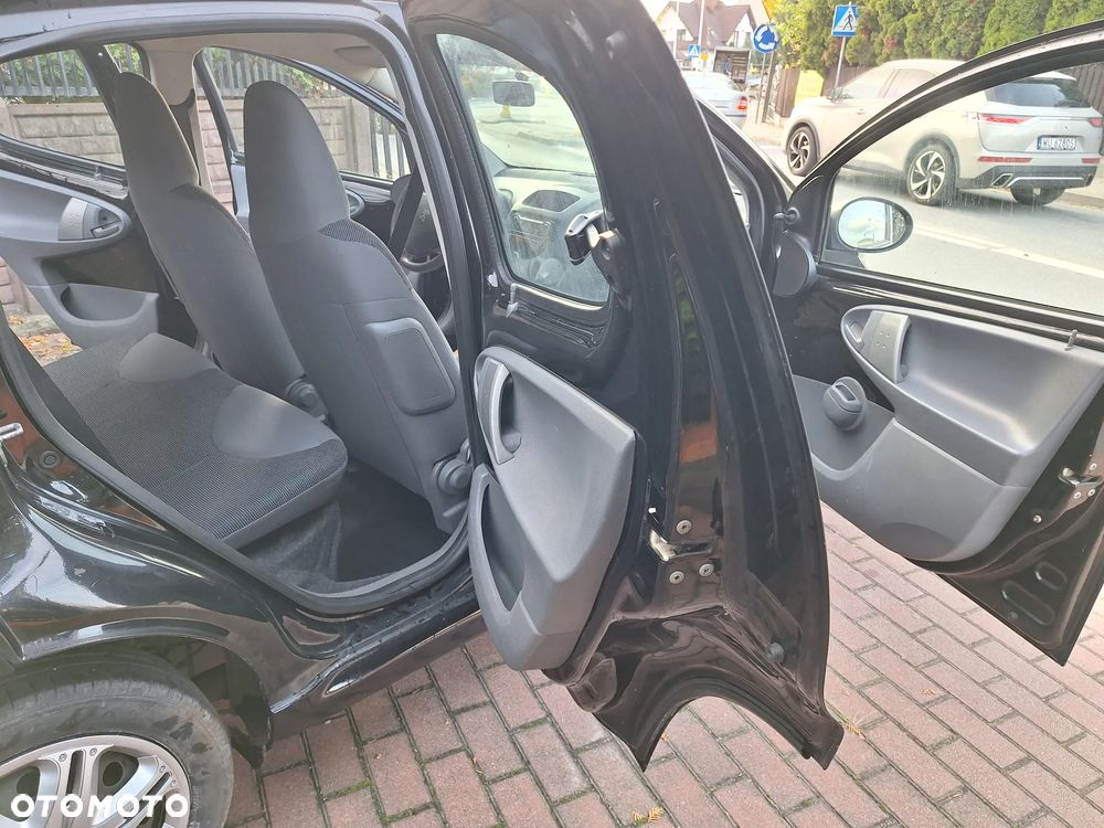 Peugeot 107 1.0 Active - 10