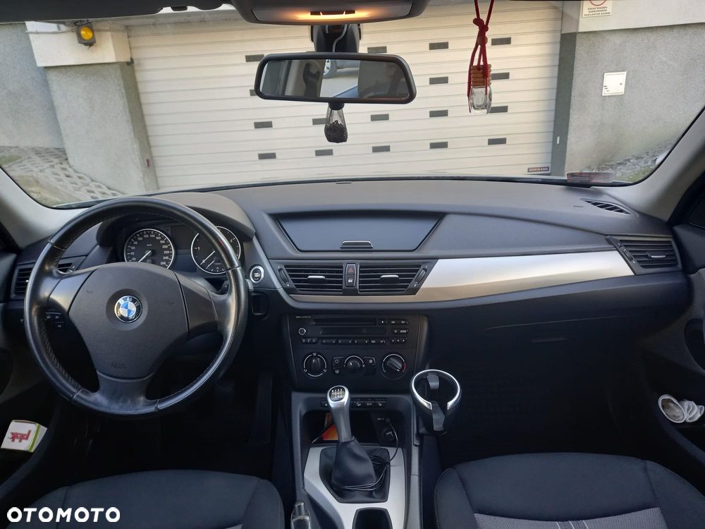 BMW X1 xDrive20d - 17