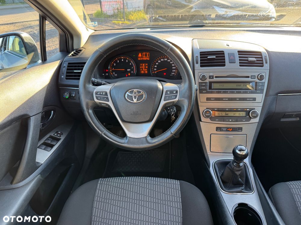 Toyota Avensis 1.8 Luna EU5 - 8