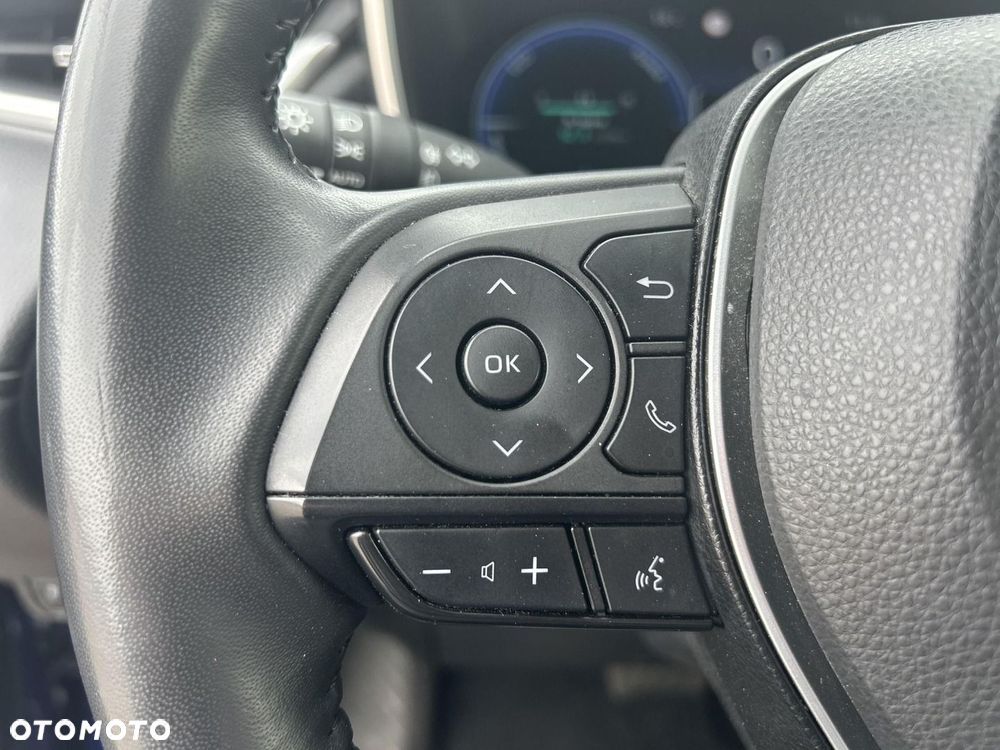 Toyota Corolla Cross - 17