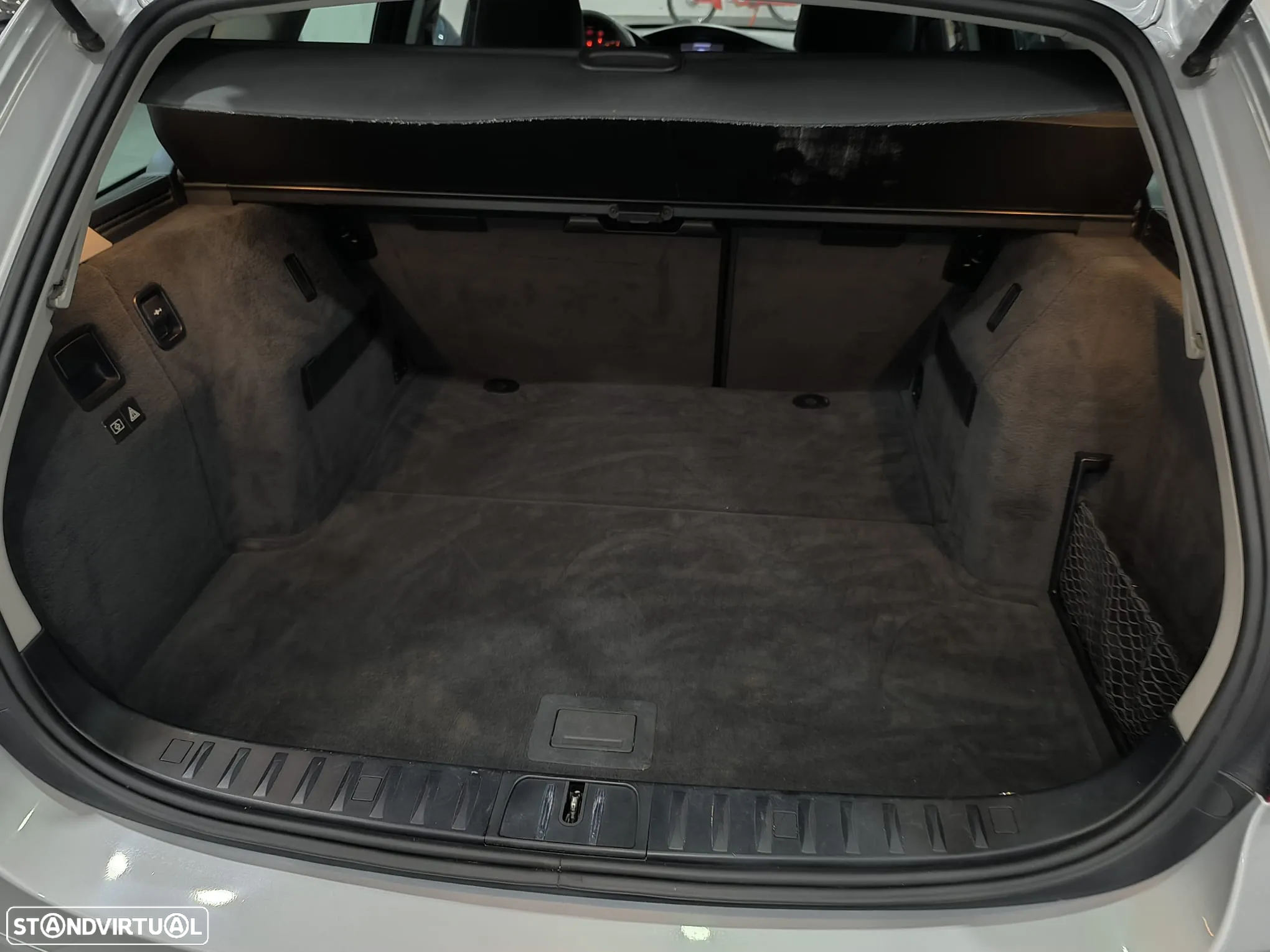 BMW 320 d Touring - 51