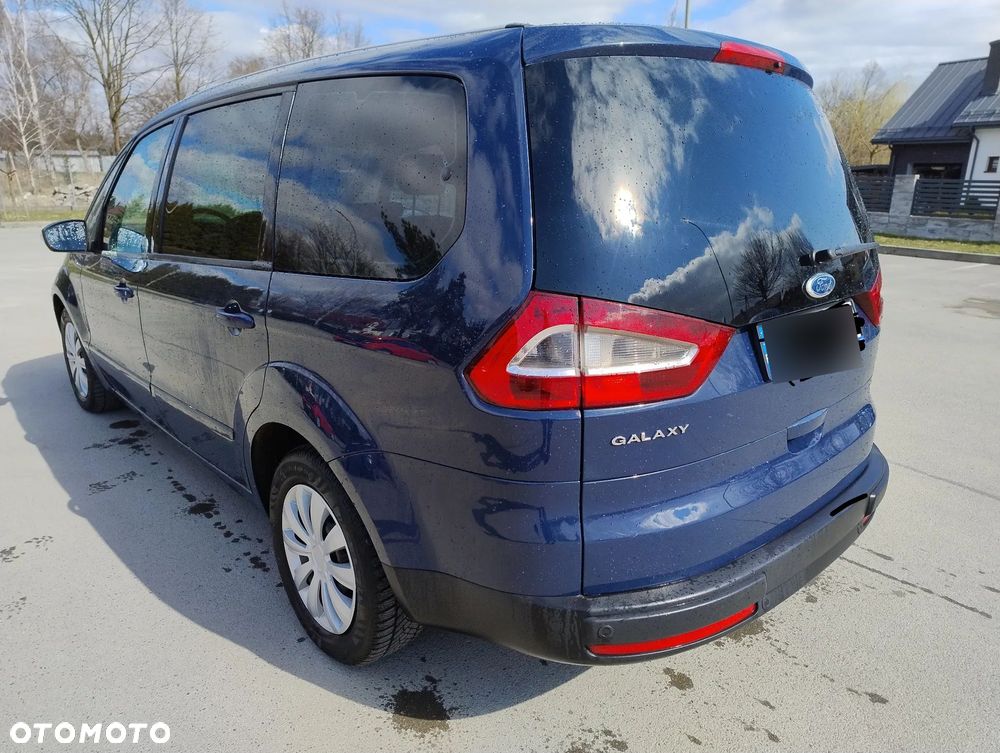 Ford Galaxy - 4