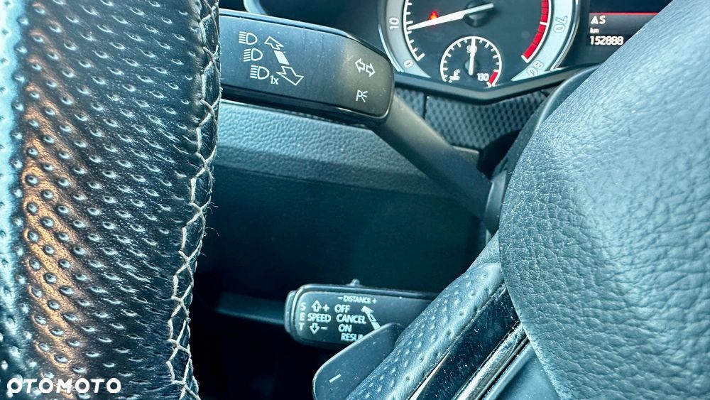 Skoda Superb 2.0 TSI DSG SportLine - 29
