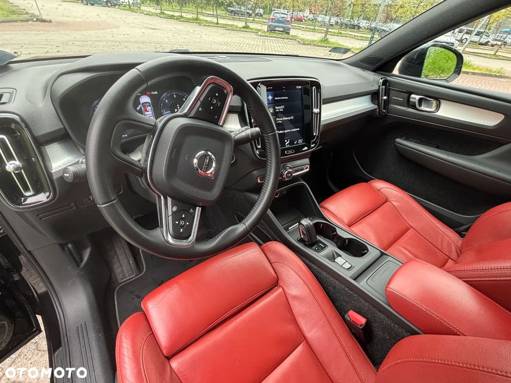 Volvo XC 40 D4 AWD - 31