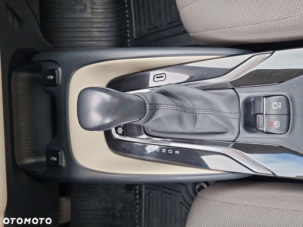 Toyota Corolla 1.8 Hybrid Comfort - 21