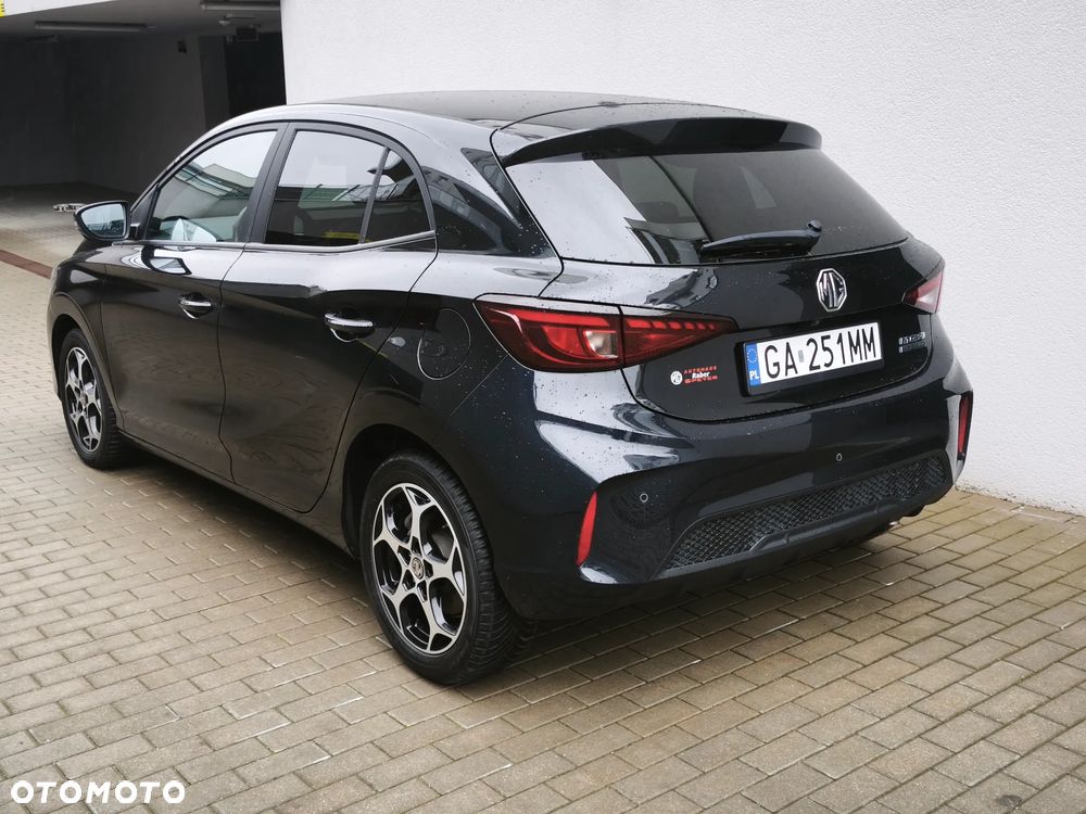 MG MG3 - 3