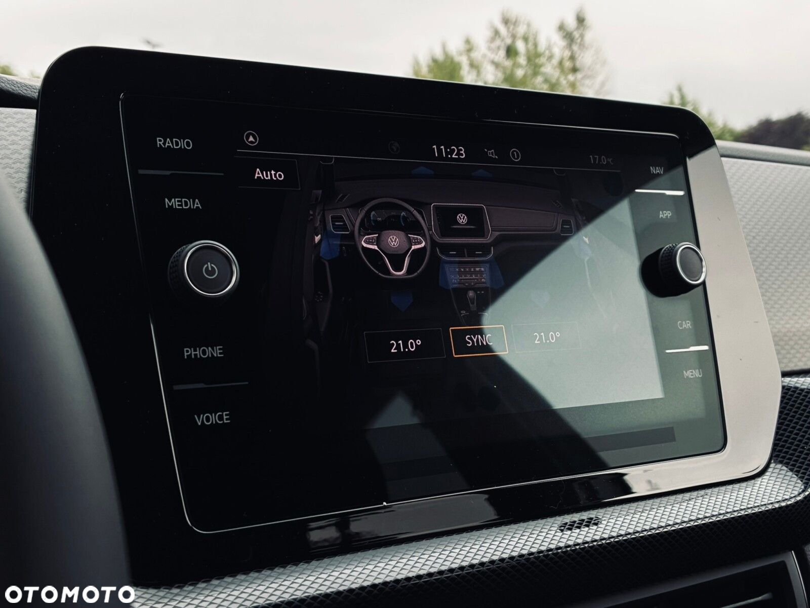 Volkswagen T-Cross - 15