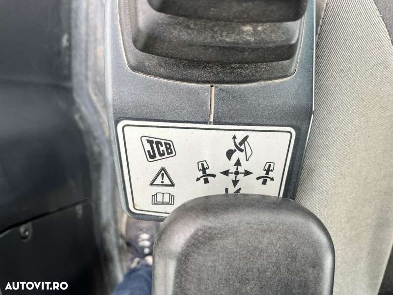 JCB 4CX - 36