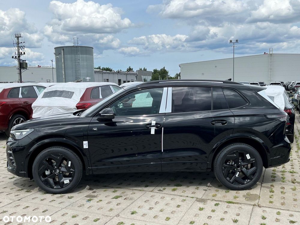 Volkswagen Tiguan - 4