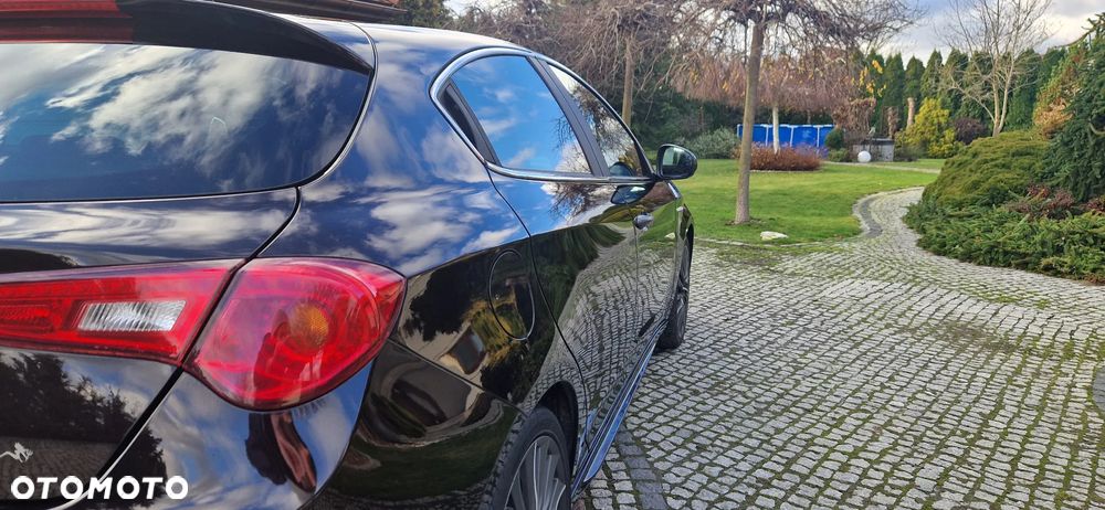 Alfa Romeo Giulietta 1750 TBi Veloce S TCT - 9