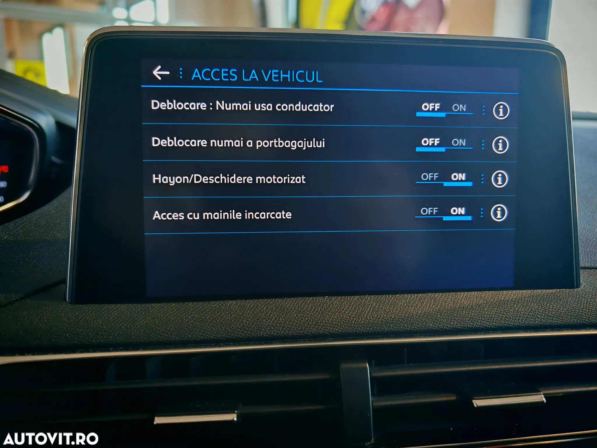 Peugeot 3008 1.2 PureTech S&S EAT8 Allure - 31