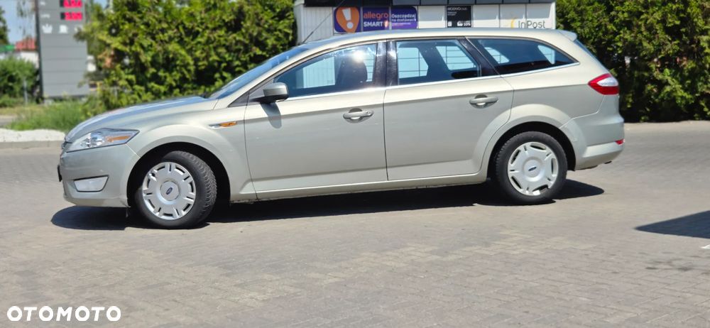 Ford Mondeo 2.0 TDCi Ghia - 10