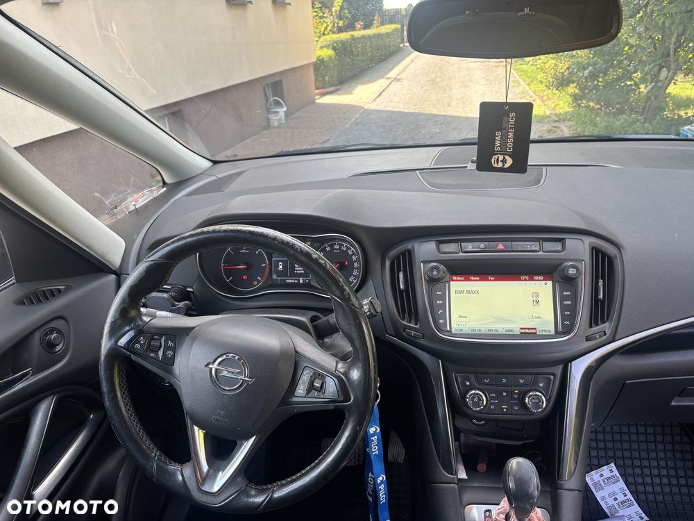 Opel Zafira - 8