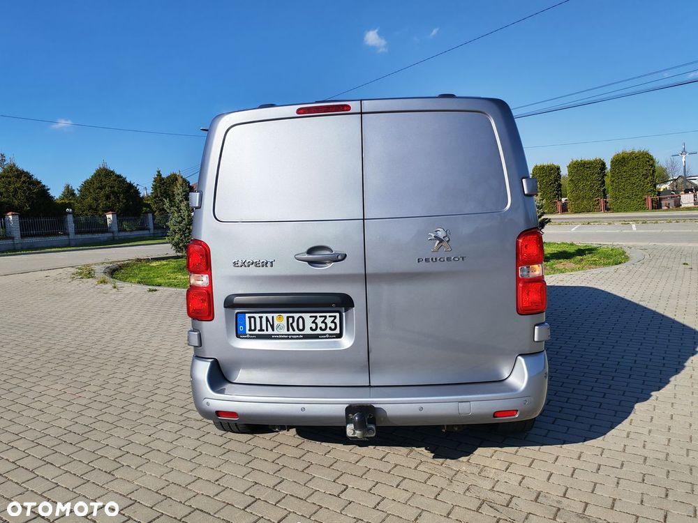 Peugeot Expert 2.0 L1 EAT8 - 8