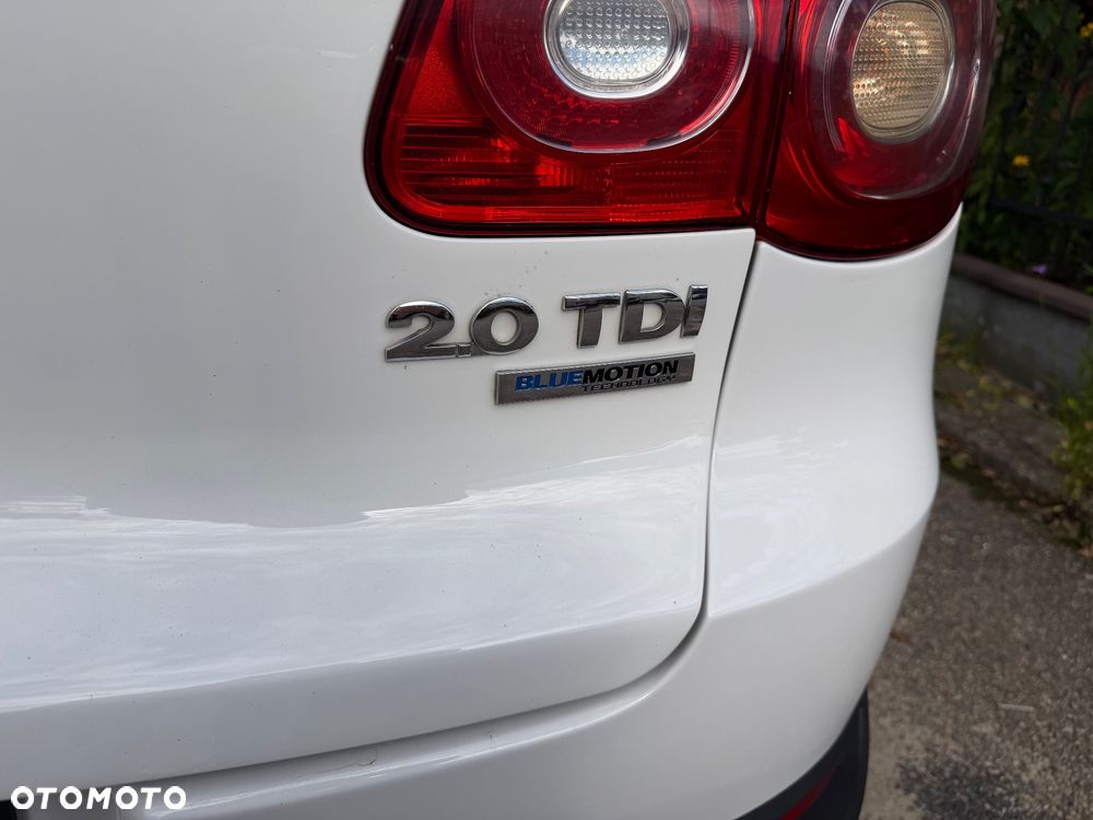 Volkswagen Tiguan - 17