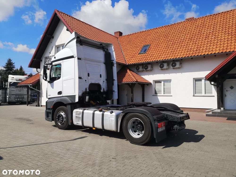 Mercedes-Benz Actros - 7