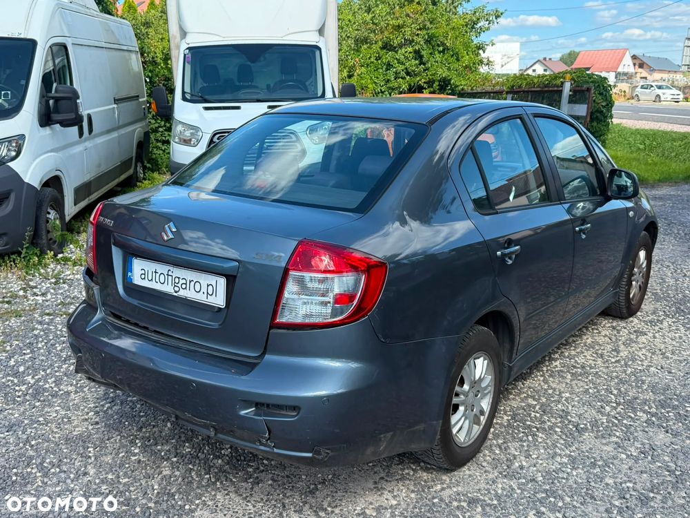 Suzuki SX4 1.6 GLX / Comfort - 12
