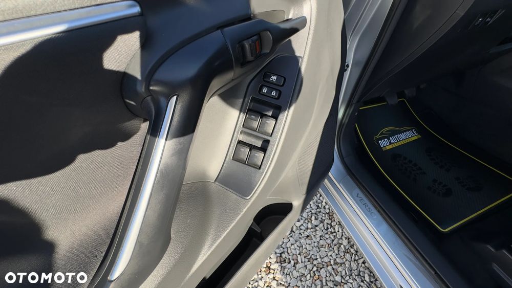 Toyota Verso 1.8 5-Sitzer Executive - 26