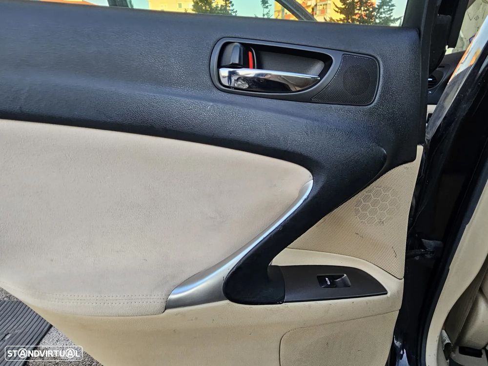 Lexus IS 220 220d DPNR - 17