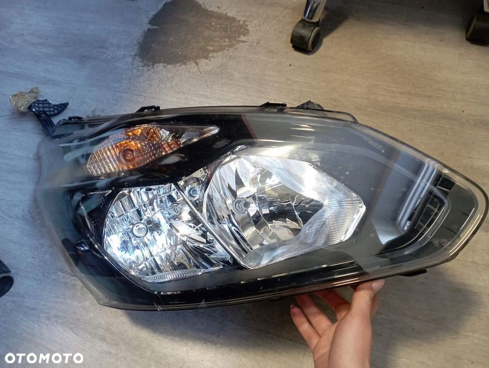 FORD TRANSIT LAMPA PRAWA PRZÓD PRZEDNIA EUROPA BK21-13W029-BH - 1
