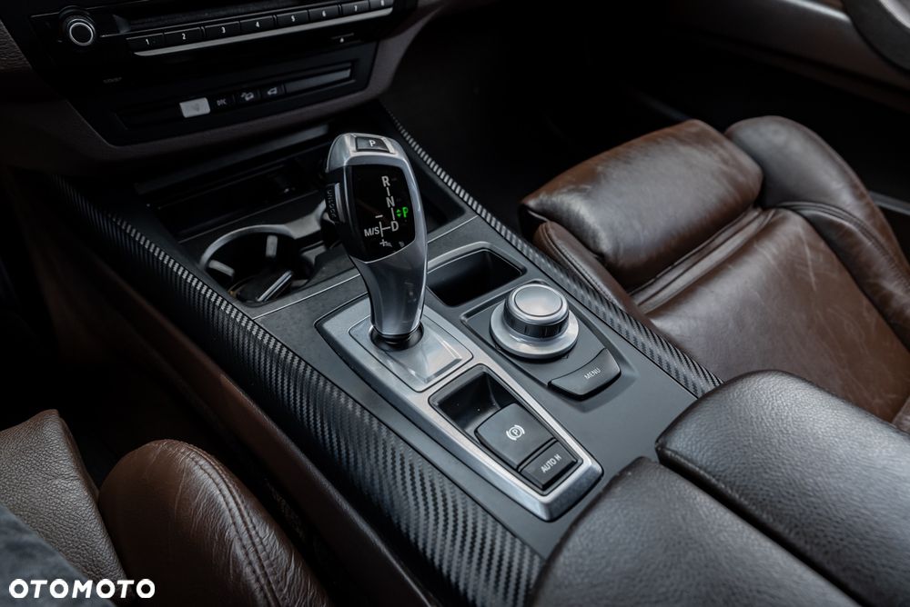 BMW X5 xDrive30d - 36