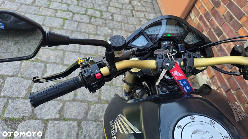 Honda CB - 15