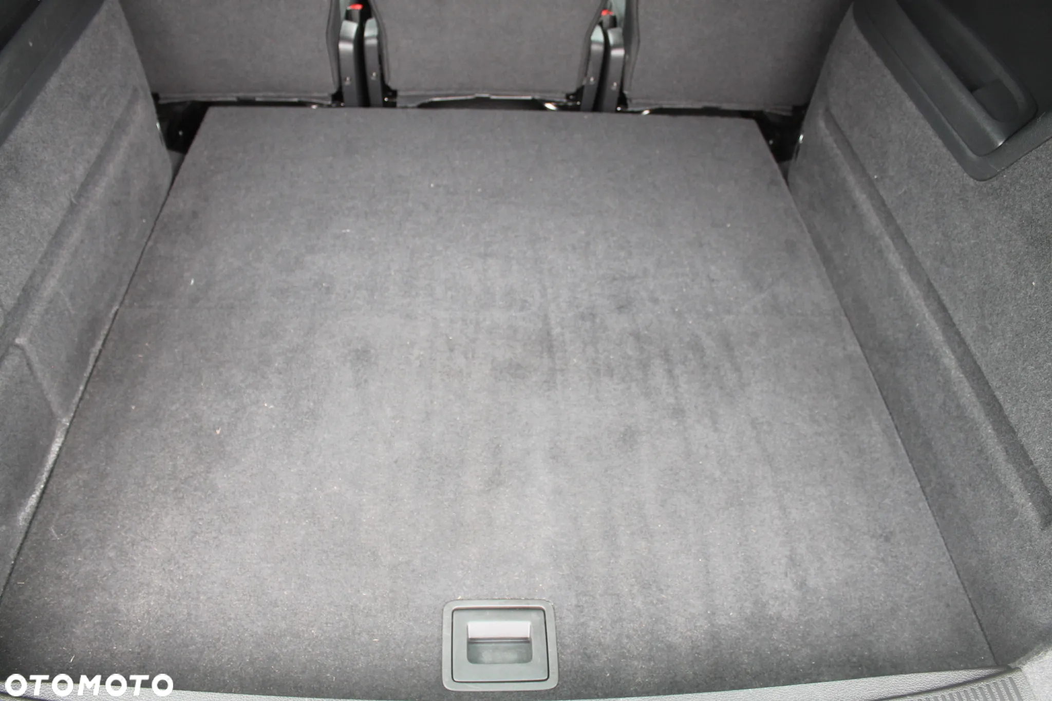Volkswagen Sharan 2.0 TDI BlueMotion Technology Comfortline - 25