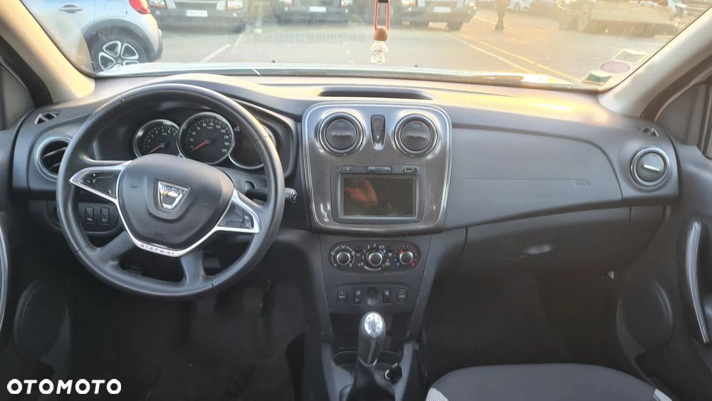 Dacia Sandero Stepway 0.9 TCe Laureate S&S EU6 - 8