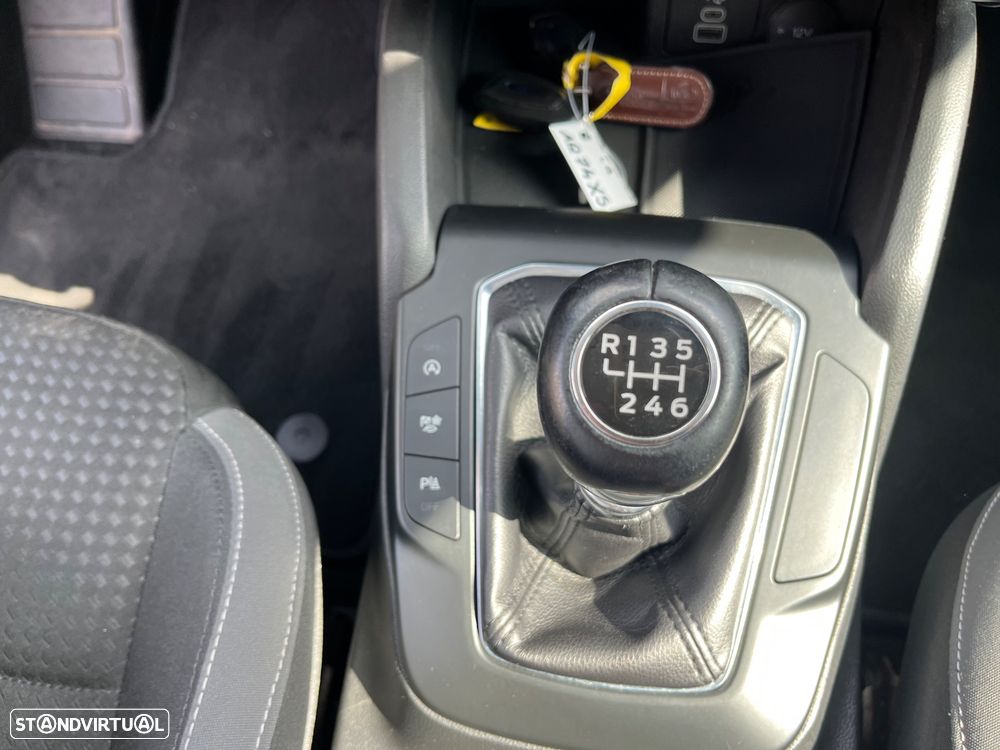 Ford Focus SW 1.5 TDCi EcoBlue Connected - 37