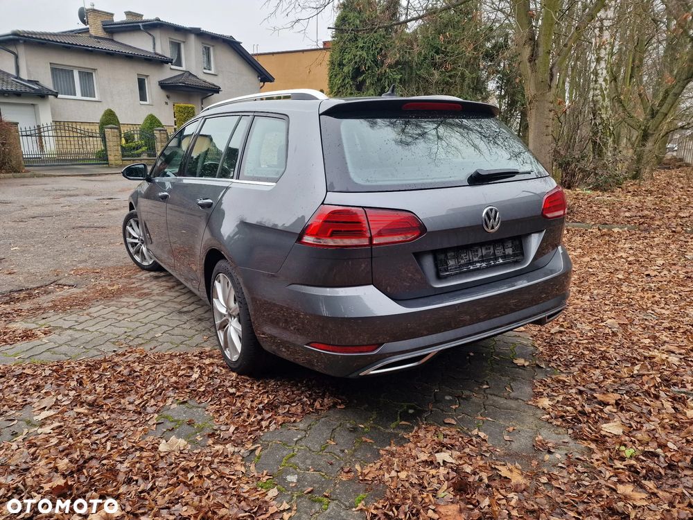 Volkswagen Golf - 4