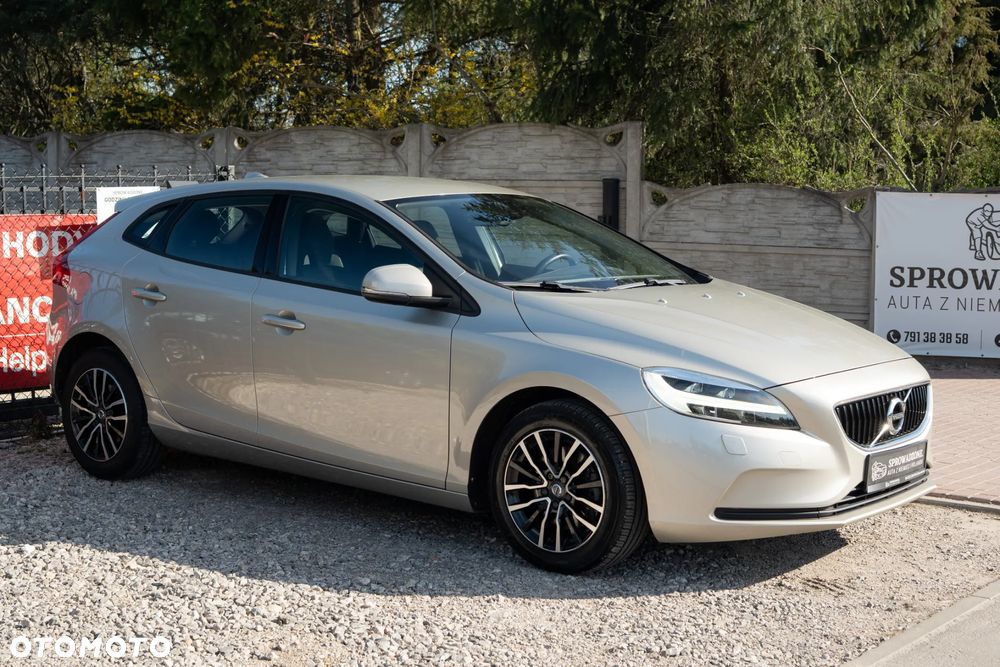 Volvo V40 T2 Drive-E Momentum - 3