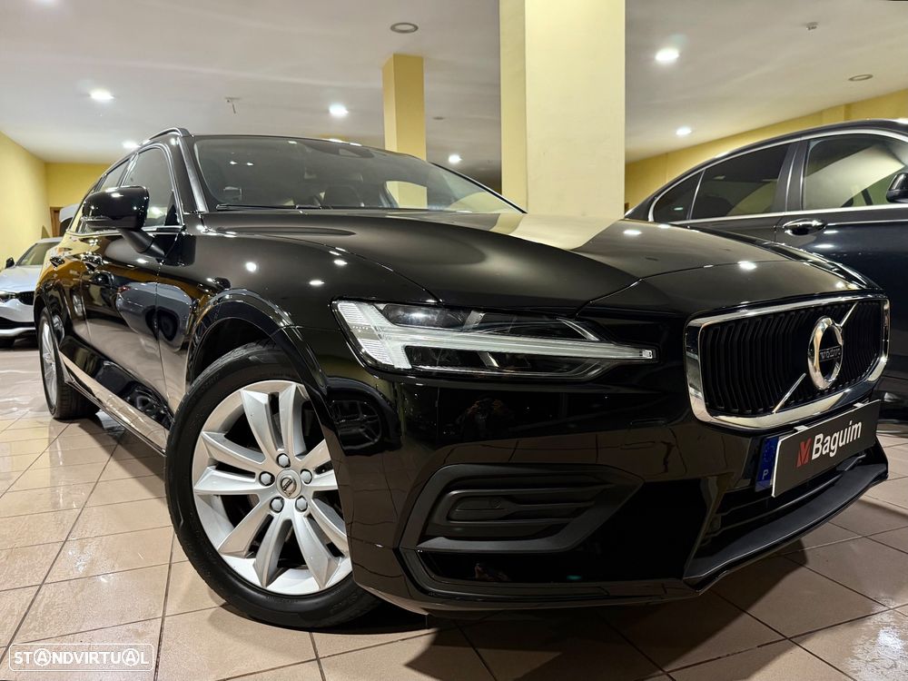 Volvo V60 2.0 B4 Momentum Geartronic - 36