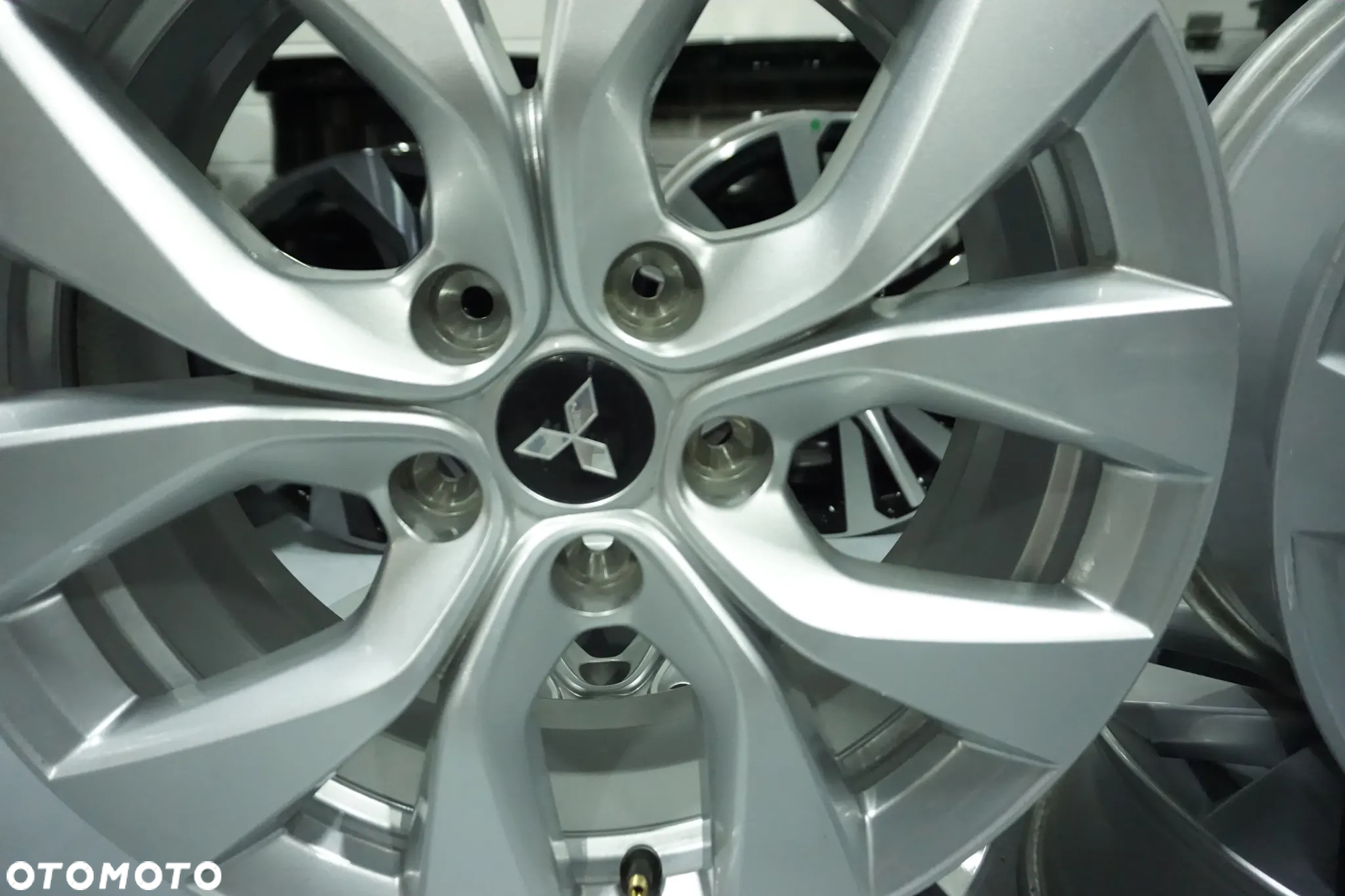 FELGI ALUMINIOWE 17 MITSUBISHI ASX NOWY MODEL ET35 - 8