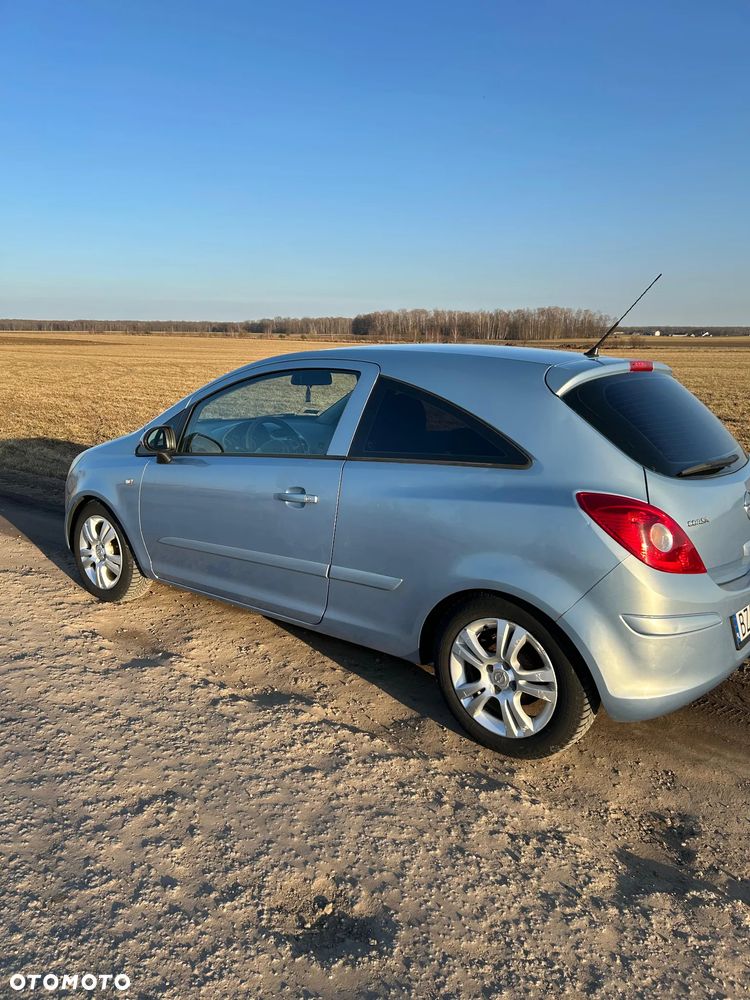 Opel Corsa 1.2 16V Enjoy - 6