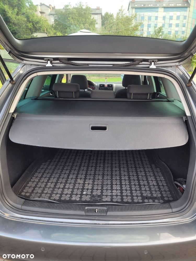 Volkswagen Golf Variant - 8