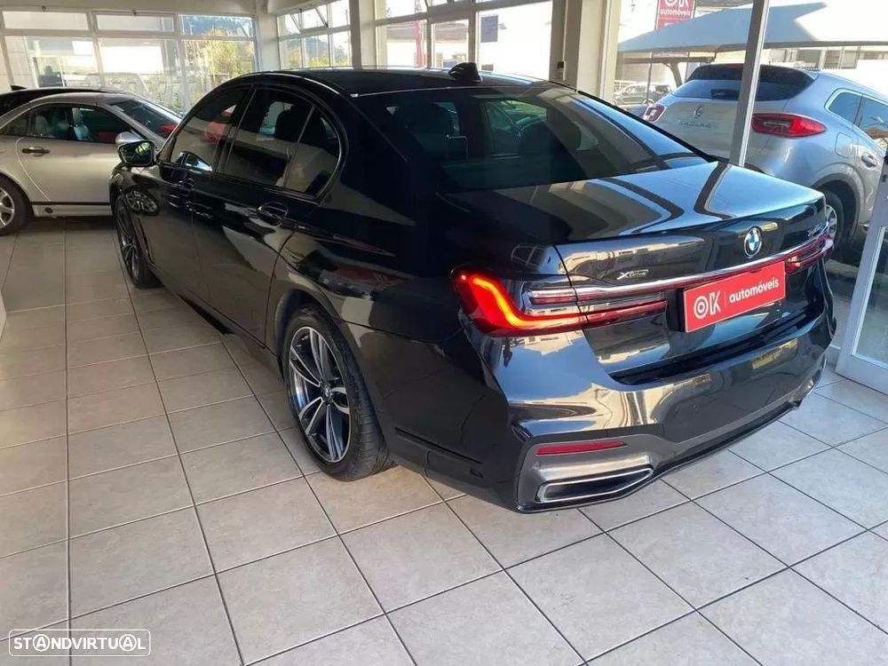BMW 740 d xDrive Pack M Auto - 48