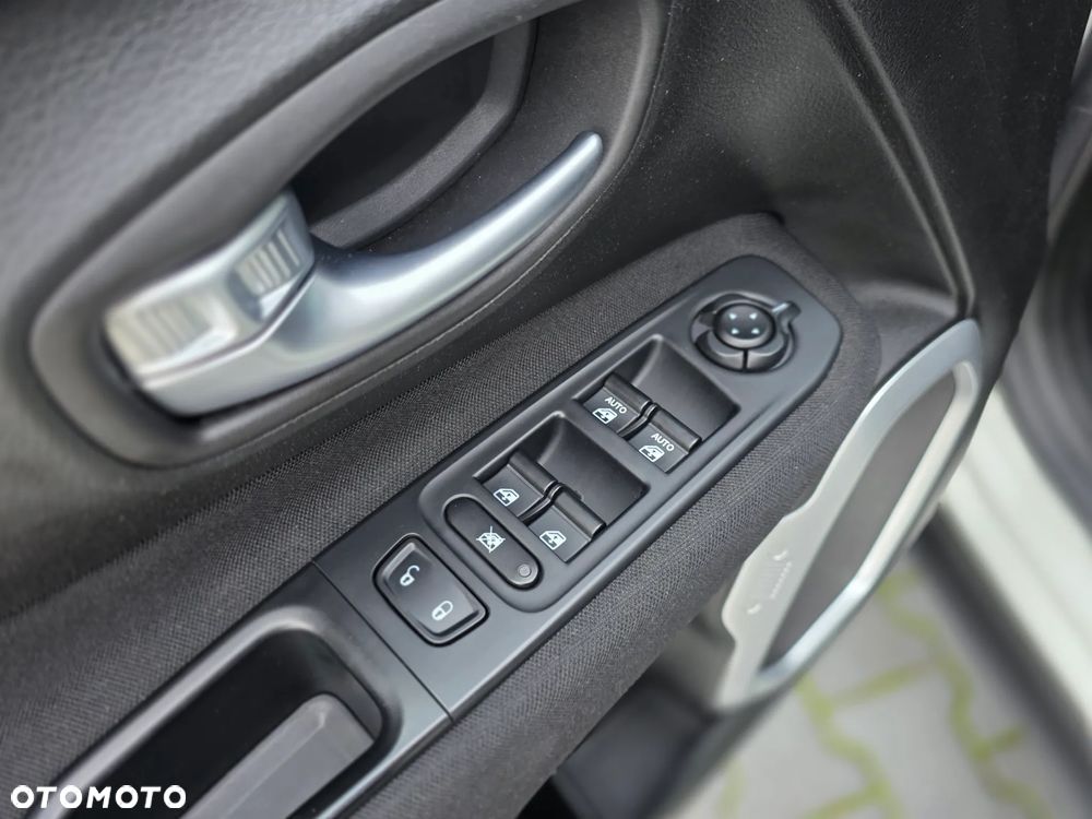 Jeep Renegade 1.6 E-TorQ Longitude FWD - 33