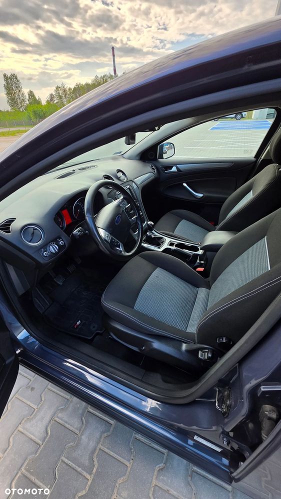 Ford Mondeo 2.0 TDCi Trend - 15