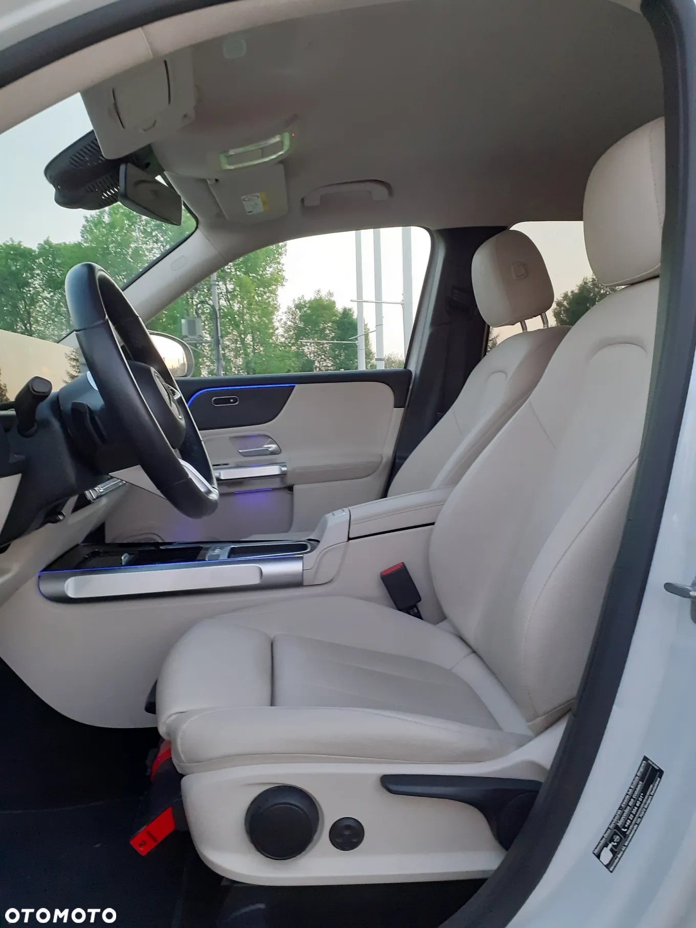 Mercedes-Benz GLB 200 Progressive 7G-DCT - 18
