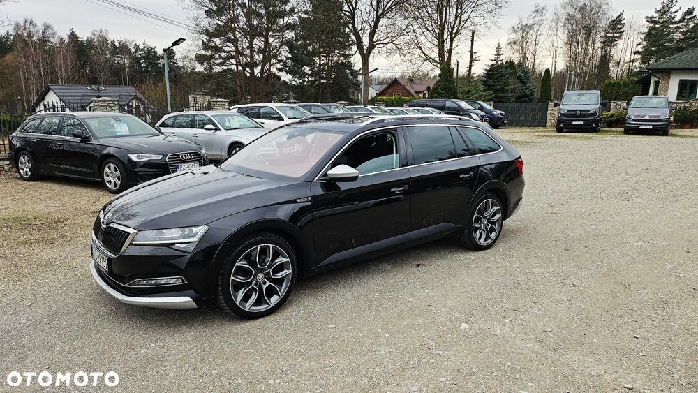 Skoda Superb 2.0 TDI SCR 4x4 Scout DSG - 19