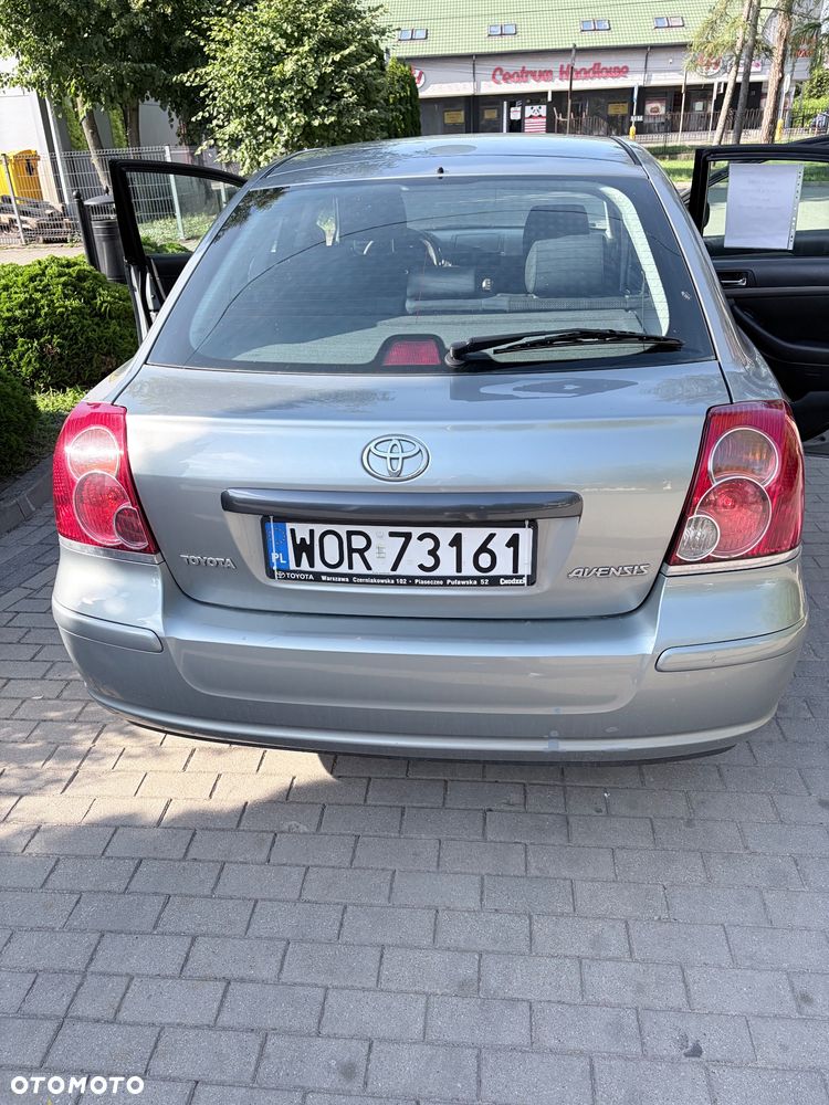 Toyota Avensis 2.0 D-4D Platinium - 2