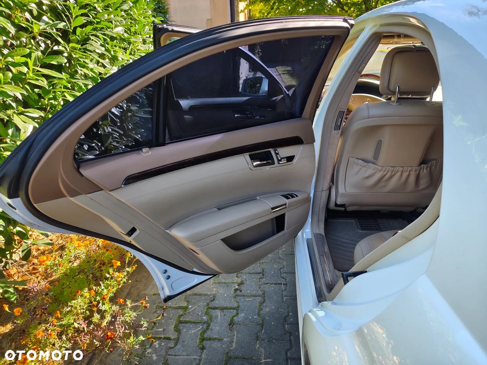 Mercedes-Benz S-Class 2010 photo 5