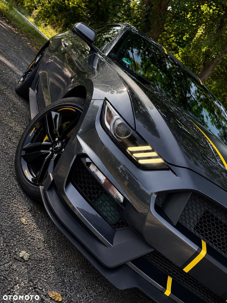Ford Mustang - 11