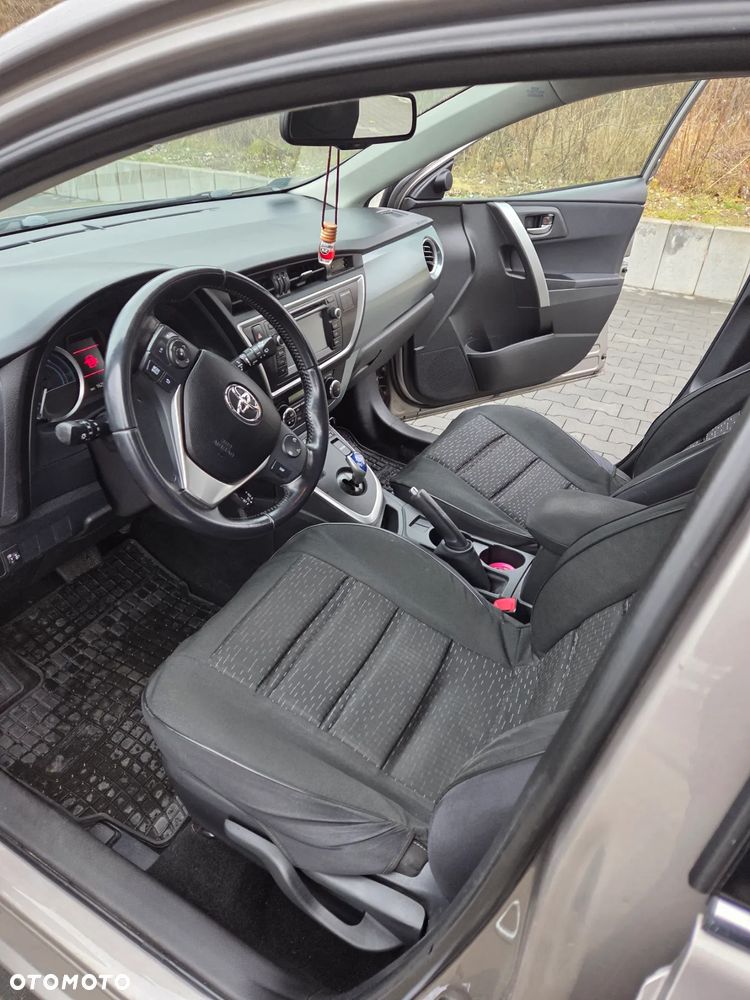 Toyota Auris - 9