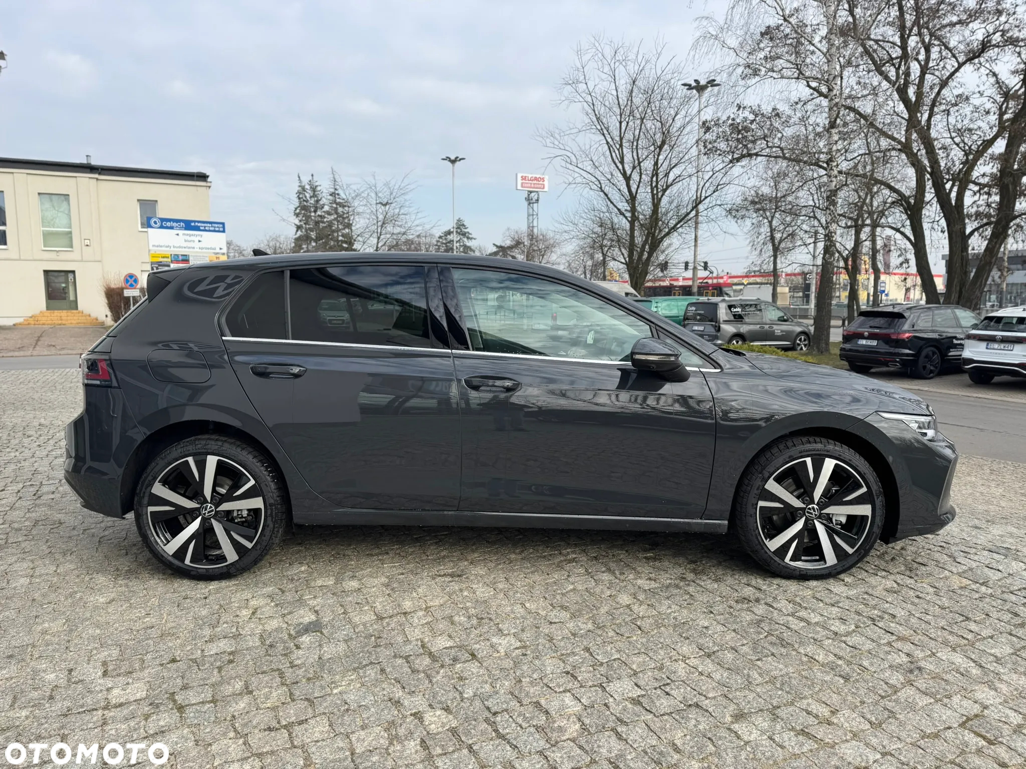 Volkswagen Golf - 5