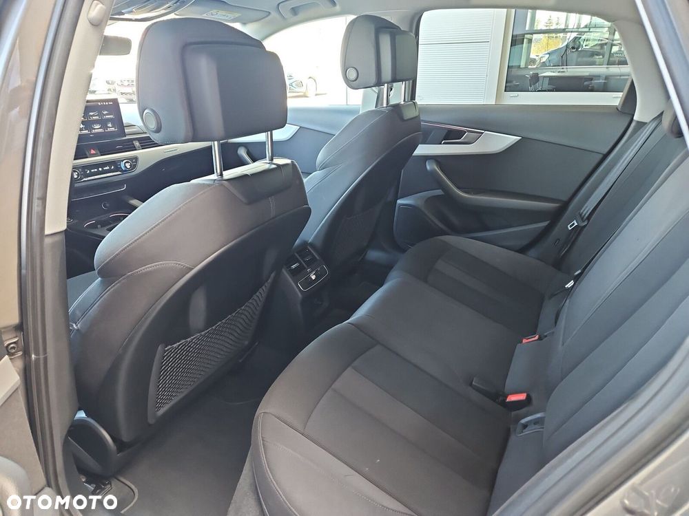 Audi A4 Limousine 45 TFSI mHEV Quattro Advanced S tronic - 11