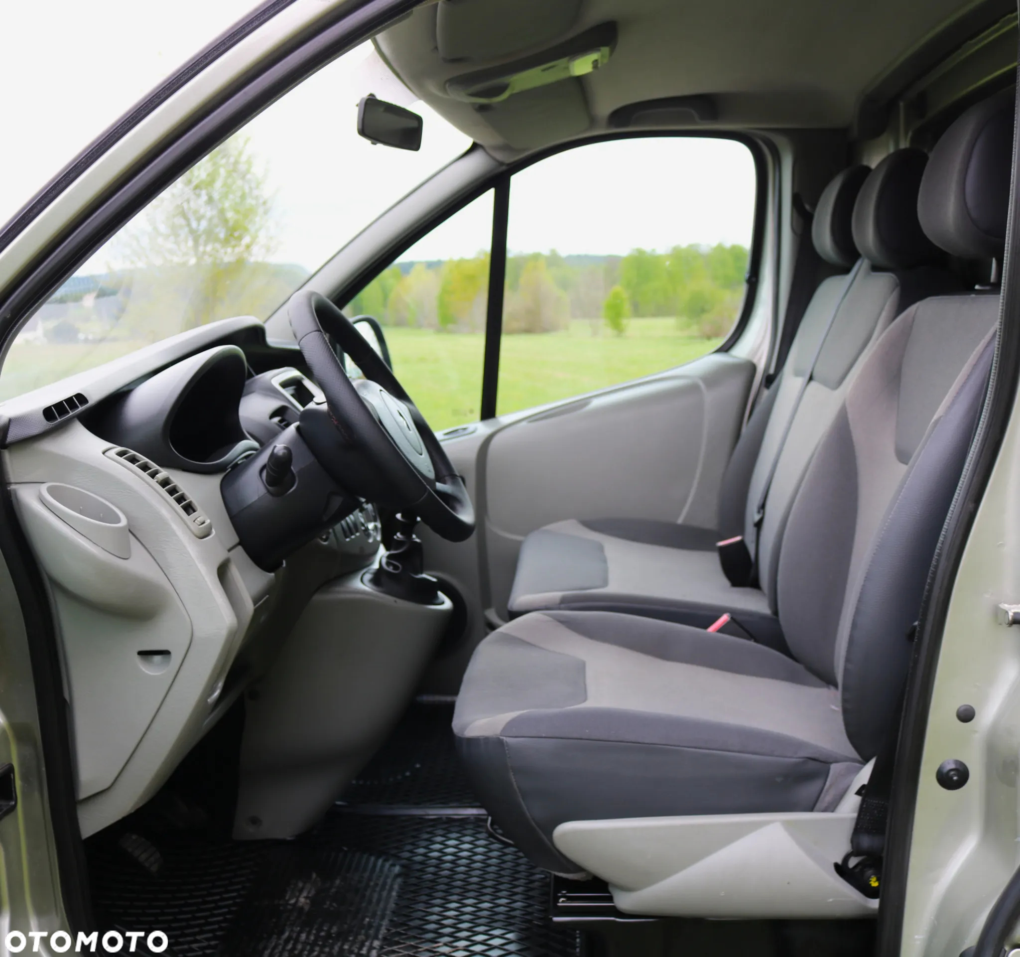 Renault Trafic - 11