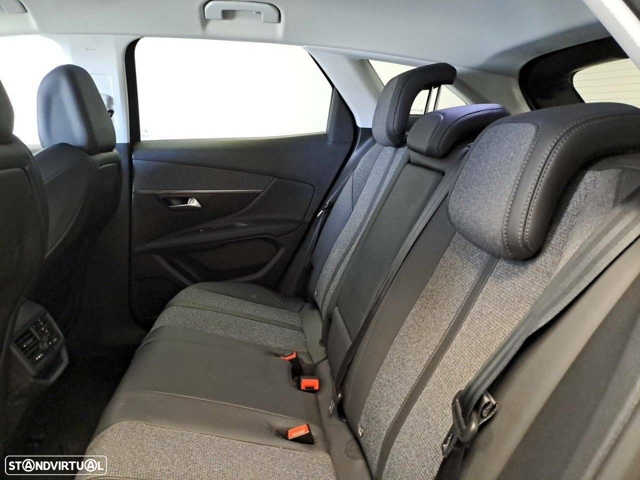 Peugeot 3008 1.5 BlueHDi Allure EAT8 - 10